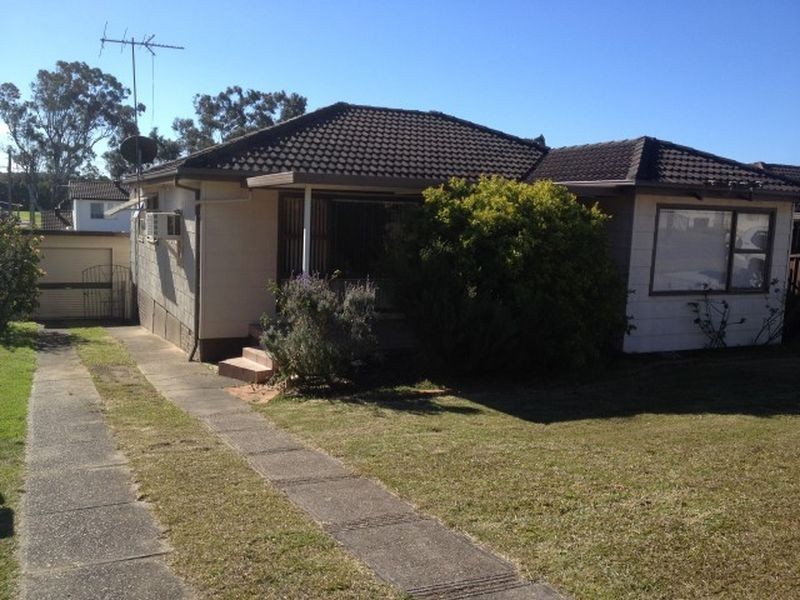 31 Eyre Street, Smithfield NSW 2164