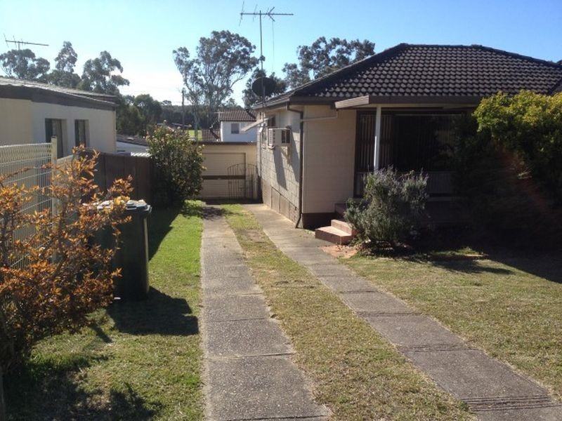 31 Eyre Street, Smithfield NSW 2164