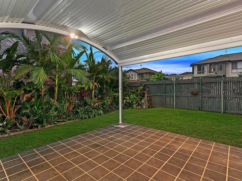 12 Laurina Street, Mount Annan NSW 2567