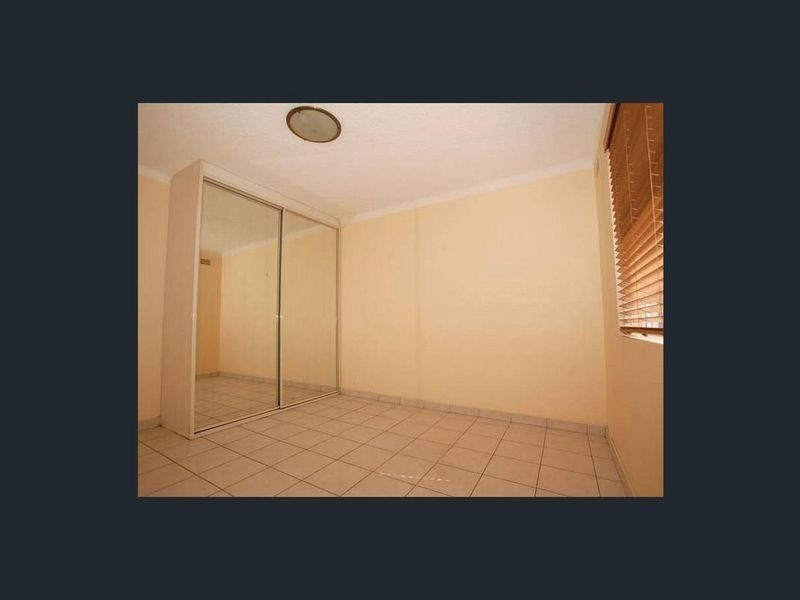 5/23 Carramar Avenue, Carramar NSW 2163