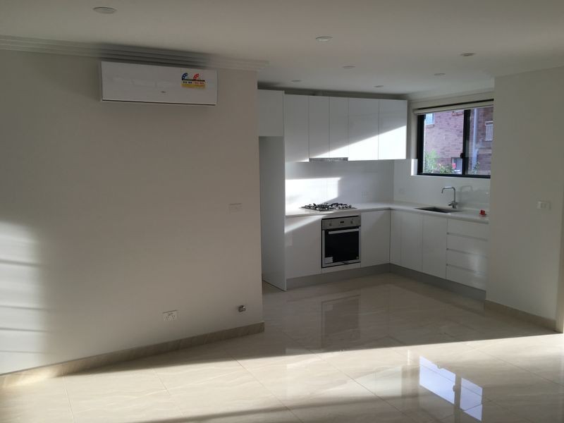 10 Urunga Place, Bossley Park NSW 2176