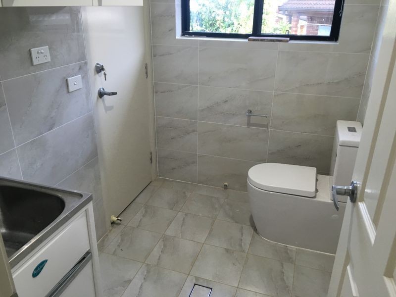 10 Urunga Place, Bossley Park NSW 2176