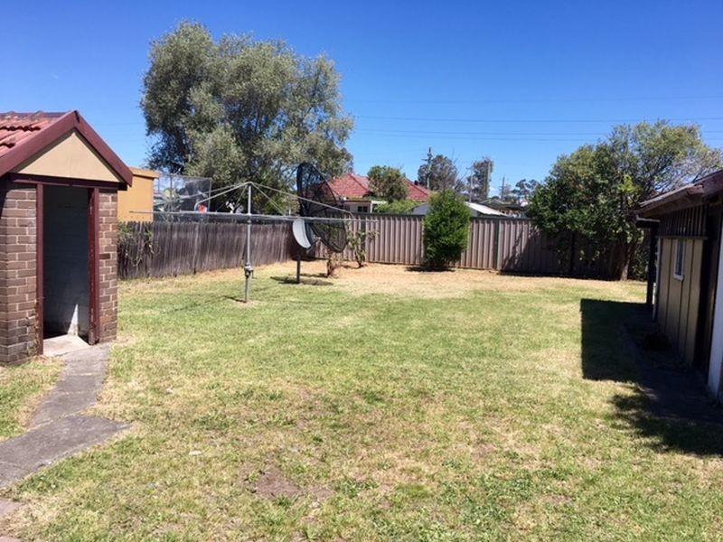 41 Anthony St,, Fairfield NSW 2165