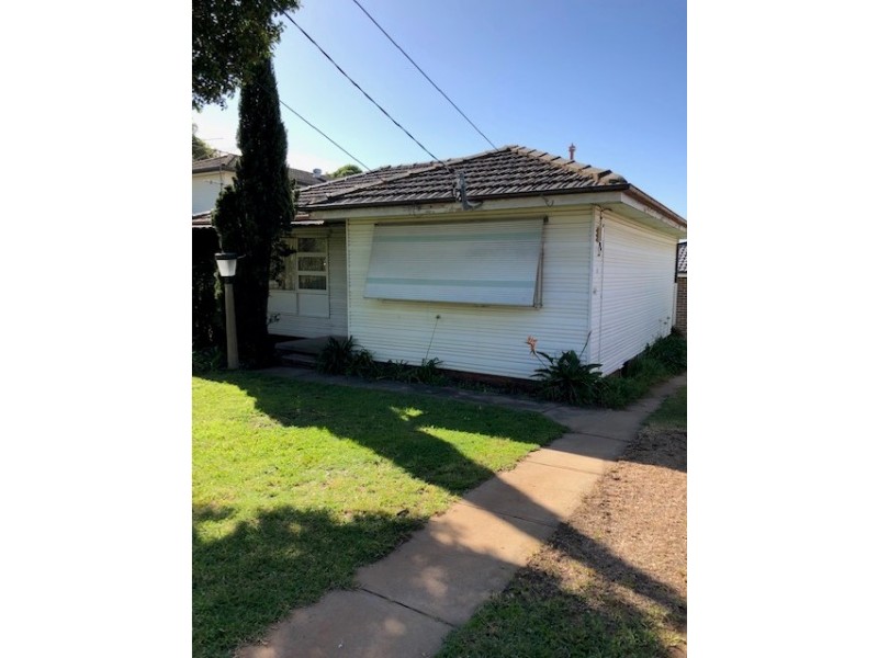 2 Hart Street, Smithfield NSW 2164