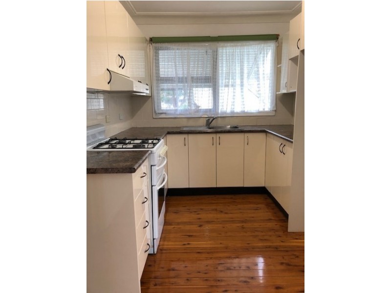 2 Hart Street, Smithfield NSW 2164