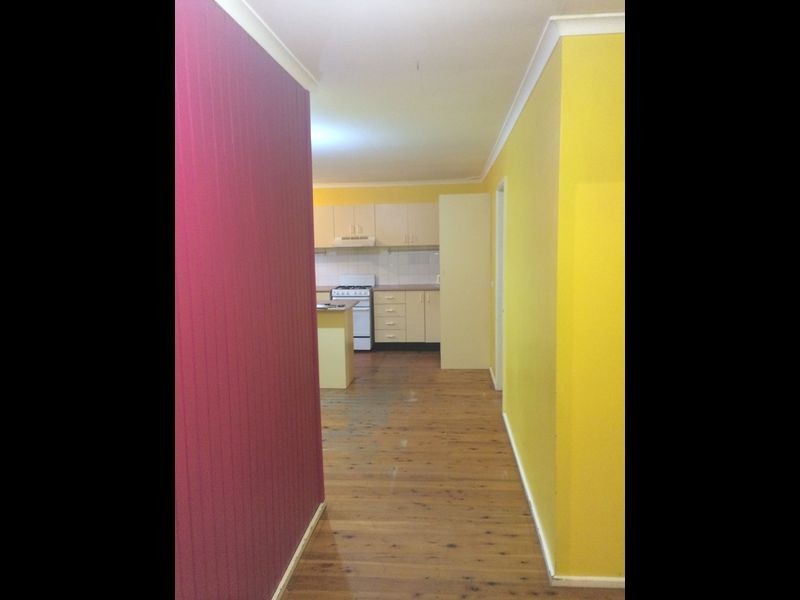 18 Taminga Road, Green Valley NSW 2168