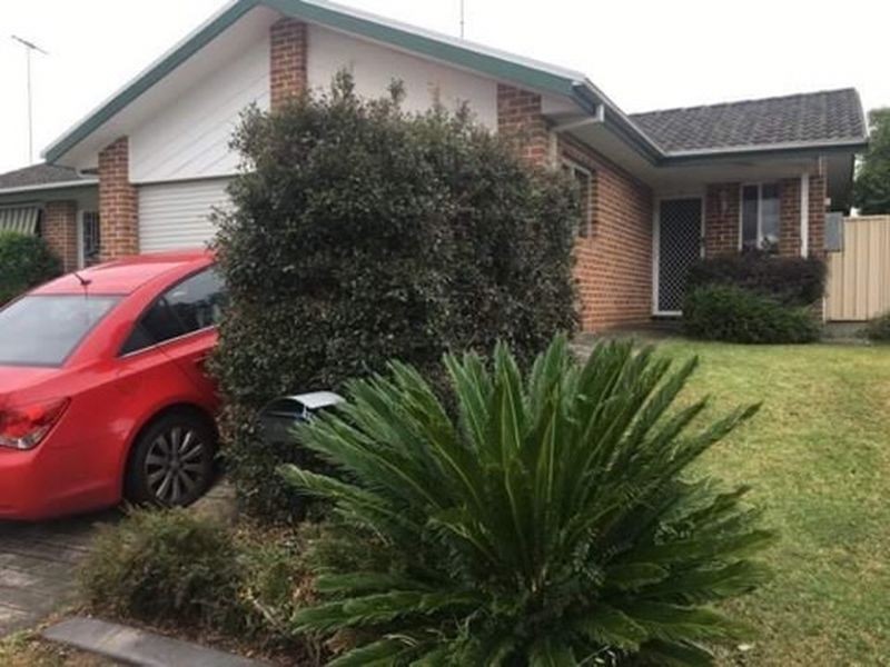 49B Woodlands Drive, Glenmore Park NSW 2745