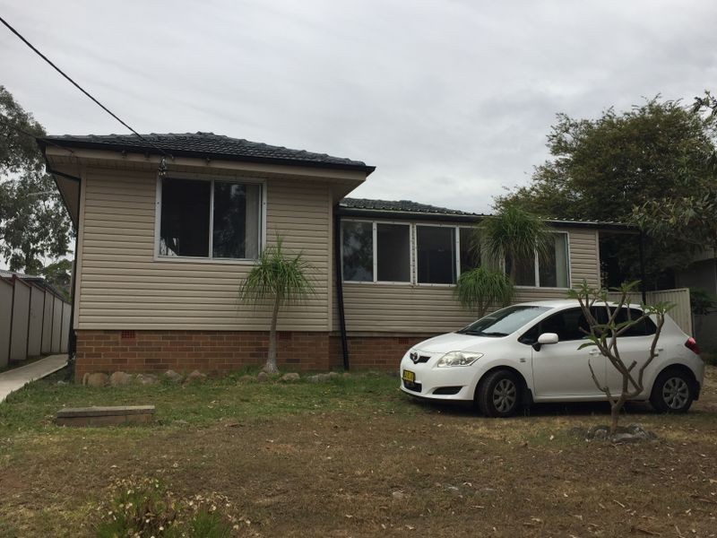 16 Dampier Crescent,, Fairfield West NSW 2165