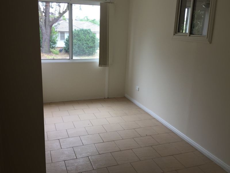 16 Dampier Crescent,, Fairfield West NSW 2165