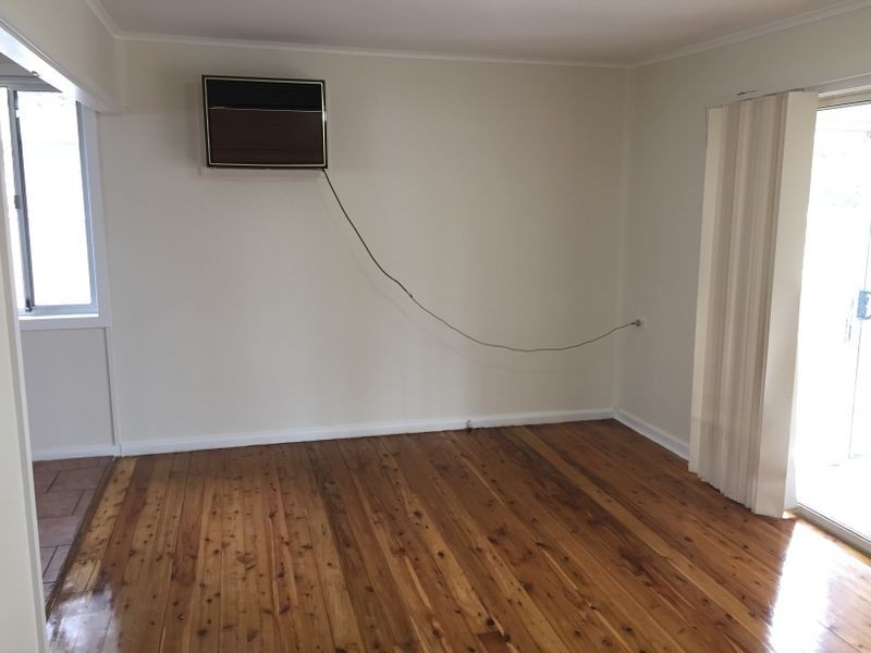 16 Dampier Crescent,, Fairfield West NSW 2165