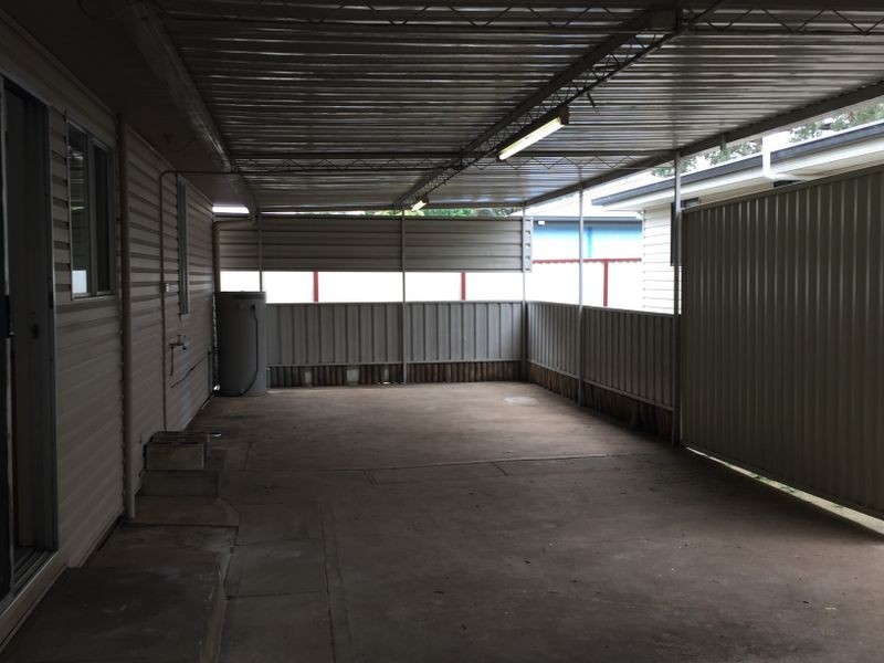 16 Dampier Crescent,, Fairfield West NSW 2165