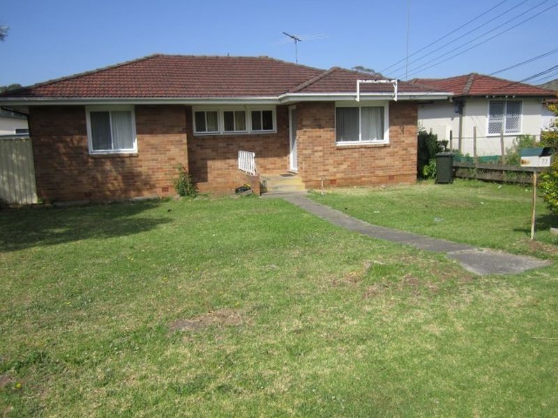 77 Tasman Parade, Fairfield West NSW 2165