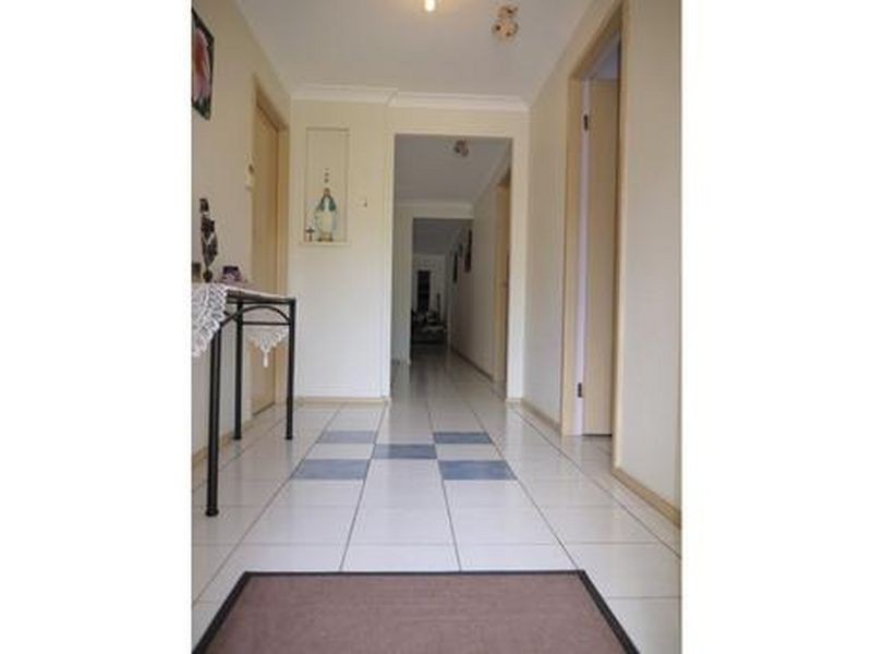 130 Second Avenue, West Hoxton NSW 2171