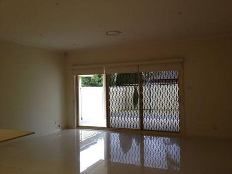 53 Althorpe Drive, Green Valley NSW 2168