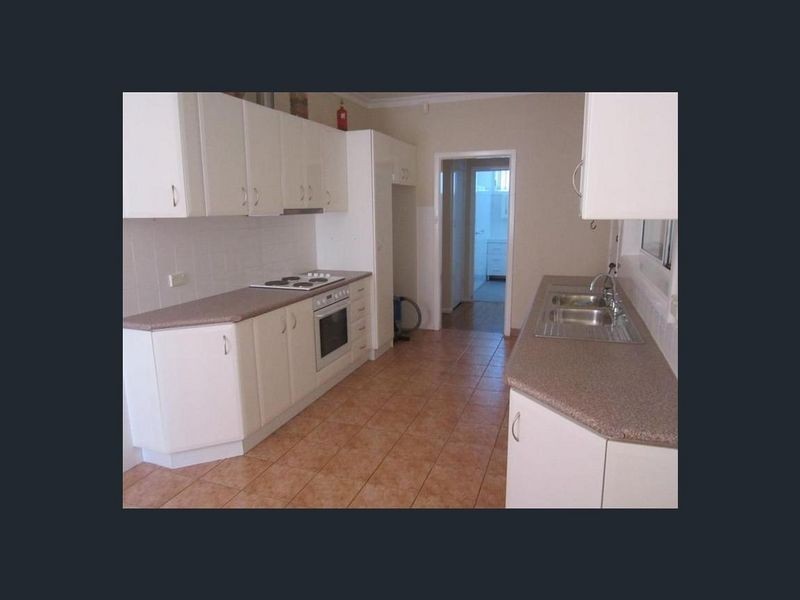 88 Charles Street, Smithfield NSW 2164