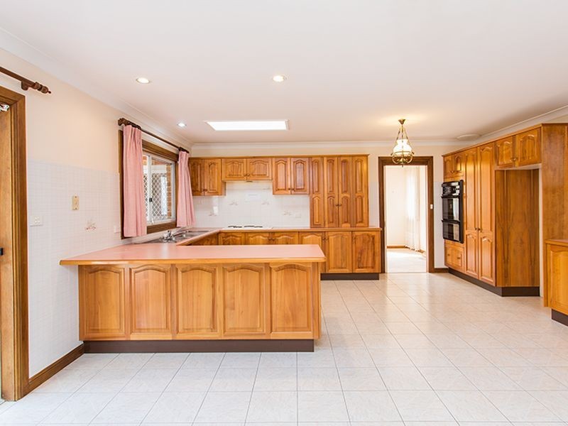 11 Blackbutt Street, Bossley Park NSW 2176