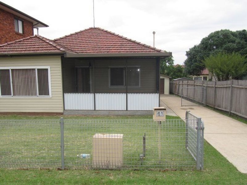 61 Wolseley Street, Fairfield NSW 2165