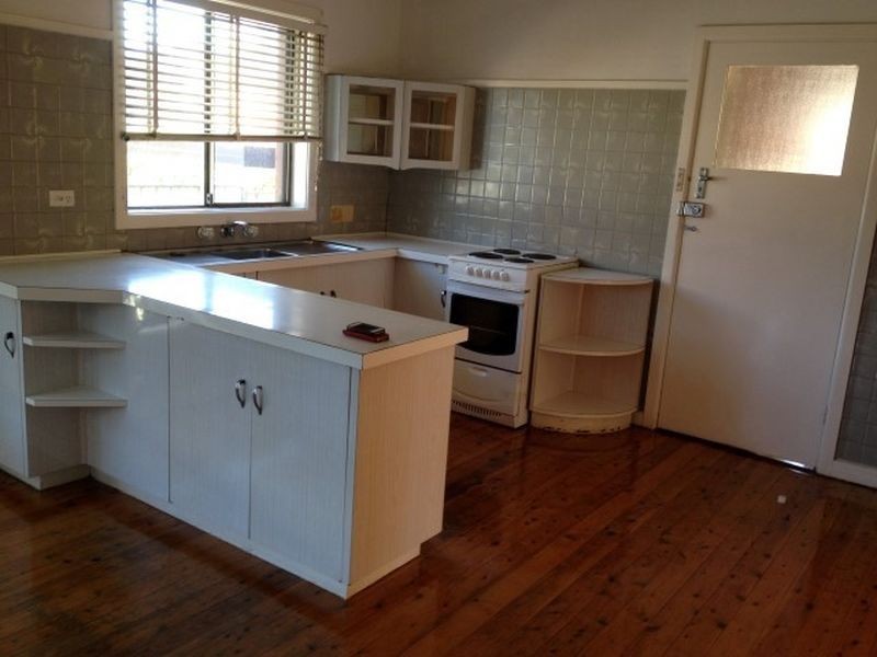 415 Hamilton Road, Fairfield West NSW 2165