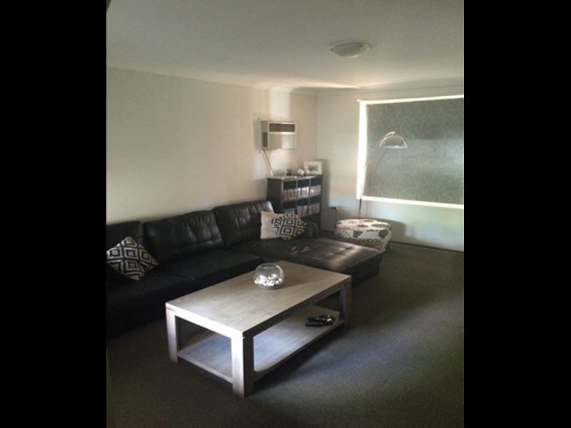 32 Stockdale Crescent, Abbotsbury NSW 2176