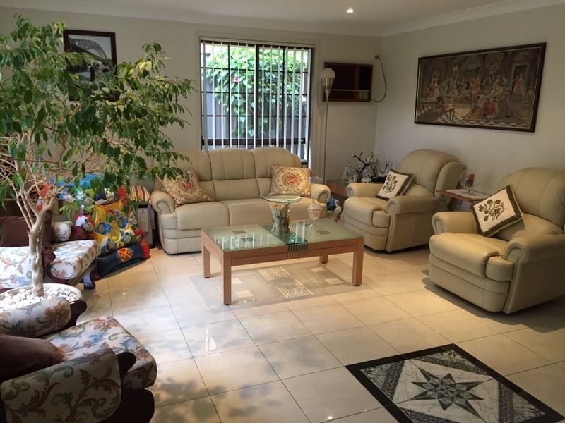 17 Swan Road, Edensor Park NSW 2176