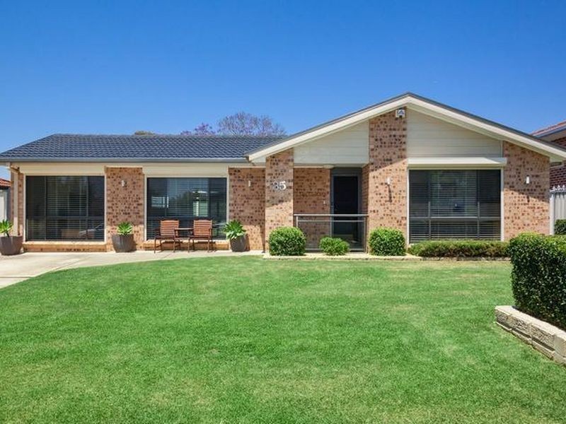 35 Aquarius Crescent, Erskine Park NSW 2759