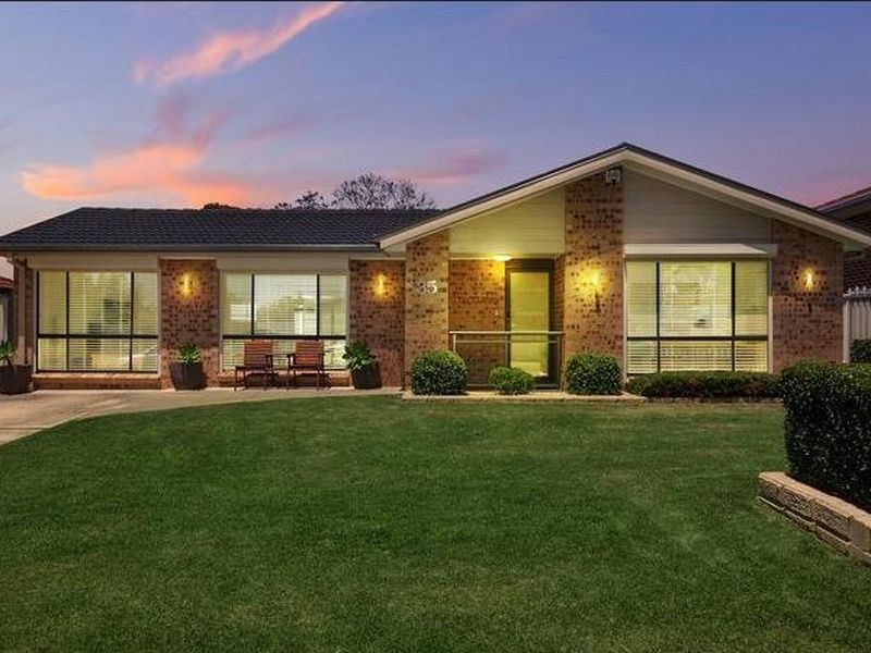 35 Aquarius Crescent, Erskine Park NSW 2759