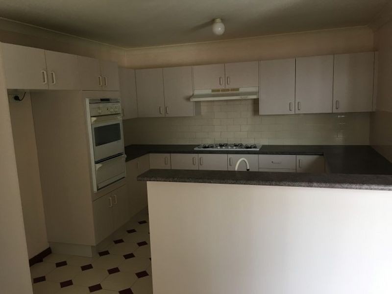 1/124 Whitford Road,, Hinchinbrook NSW 2168