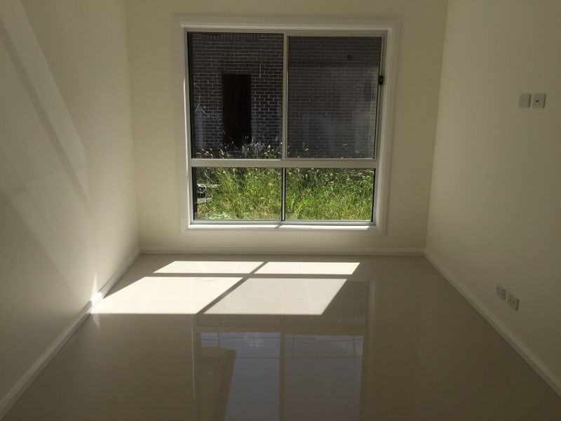 26 Lightning Ridge, Hinchinbrook NSW 2168