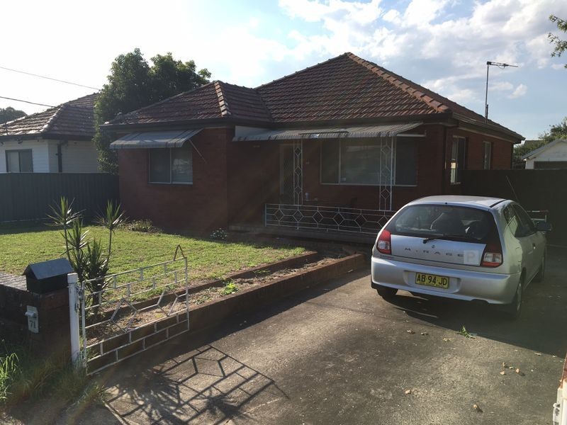 71 Belmore Street, Fairfield East NSW 2165