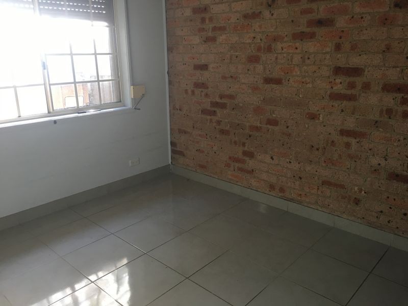 12 Derwent Place, Bossley Park NSW 2176