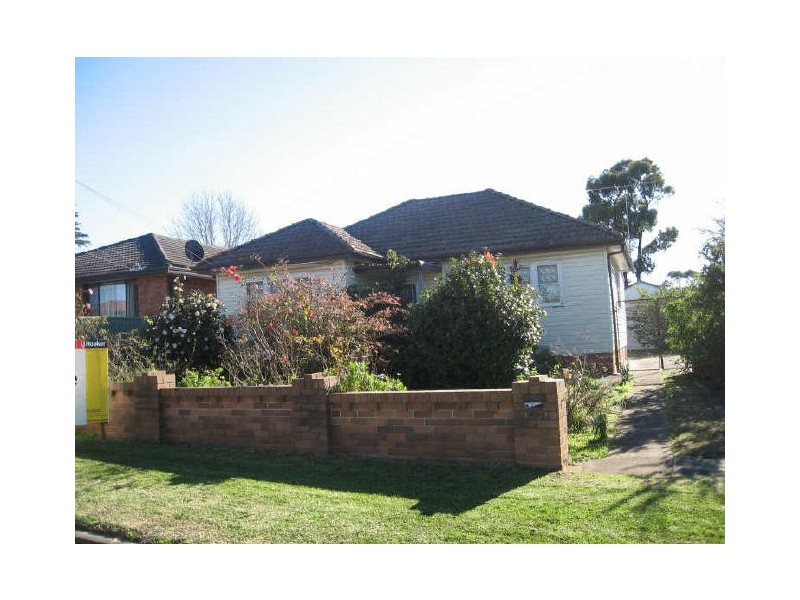 24 Ligar Street, Fairfield Heights NSW 2165