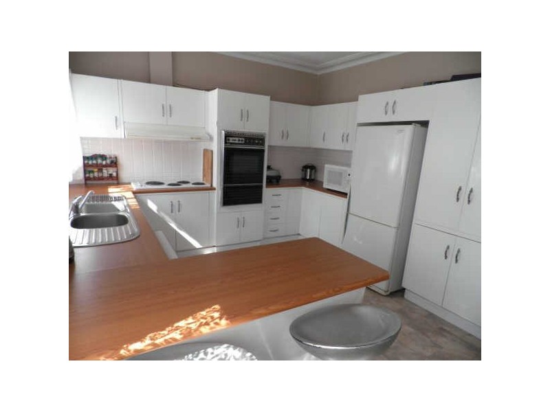 77 Gipps, Smithfield NSW 2164