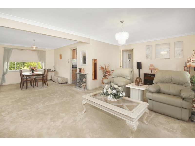 14 Quinn Place, Prairiewood NSW 2176