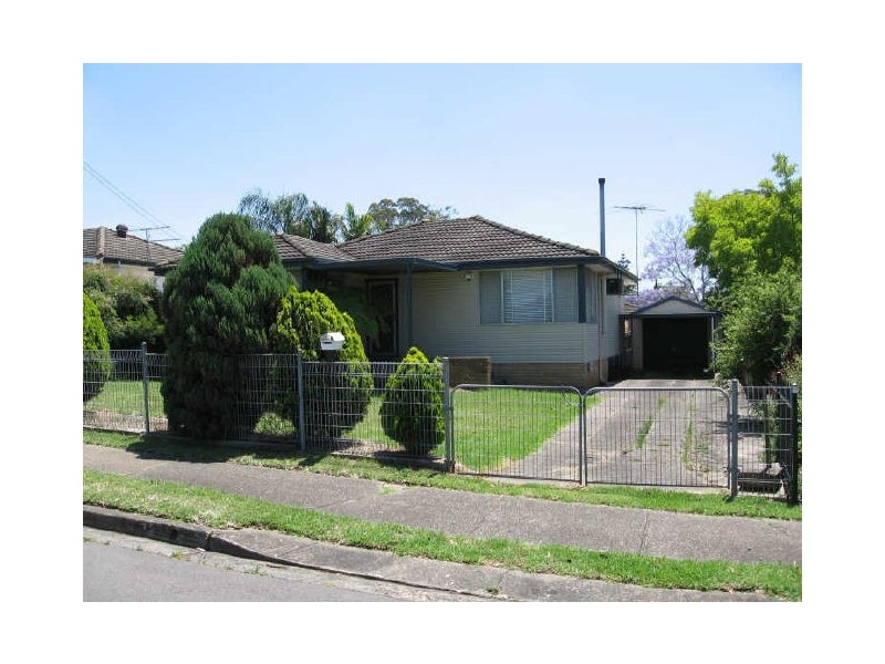 22 Brentwood Street, Fairfield West NSW 2165
