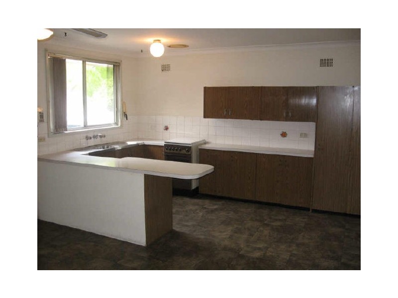 22 Brentwood Street, Fairfield West NSW 2165