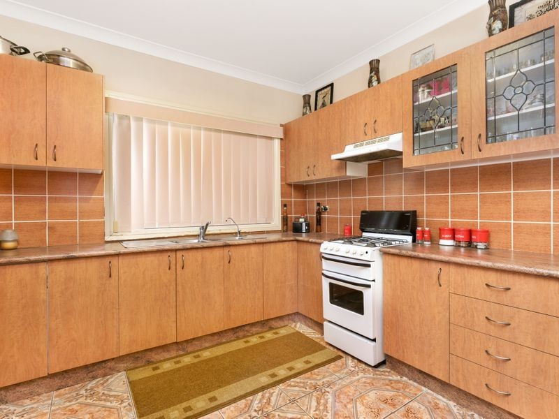 53 Crown Street, Fairfield East NSW 2165