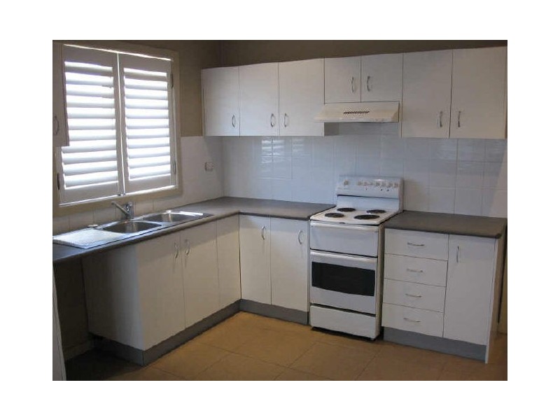 427 Hamilton Road, Fairfield West NSW 2165