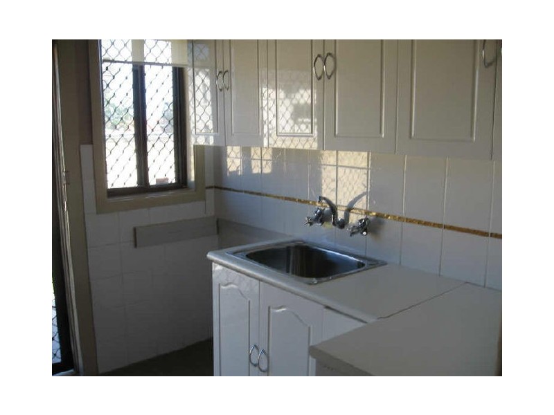 427 Hamilton Road, Fairfield West NSW 2165