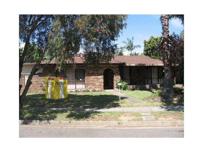 16 Hampshire Place, Wakeley NSW 2176