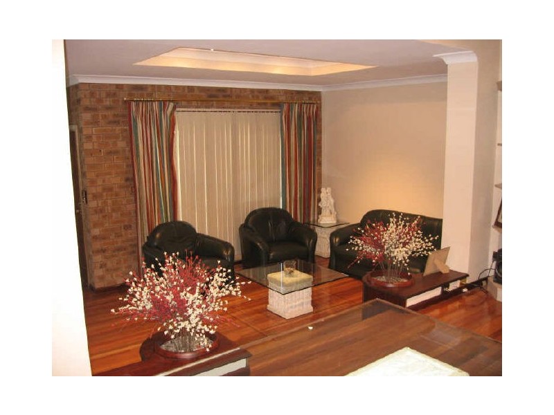 21 Greenvale Street, Fairfield West NSW 2165