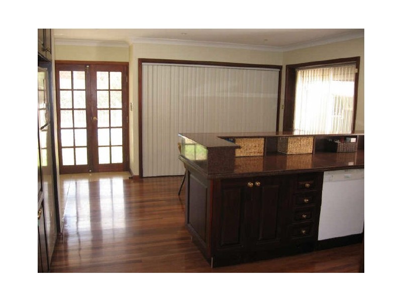 21 Greenvale Street, Fairfield West NSW 2165