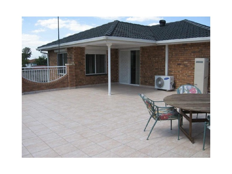 21 Greenvale Street, Fairfield West NSW 2165