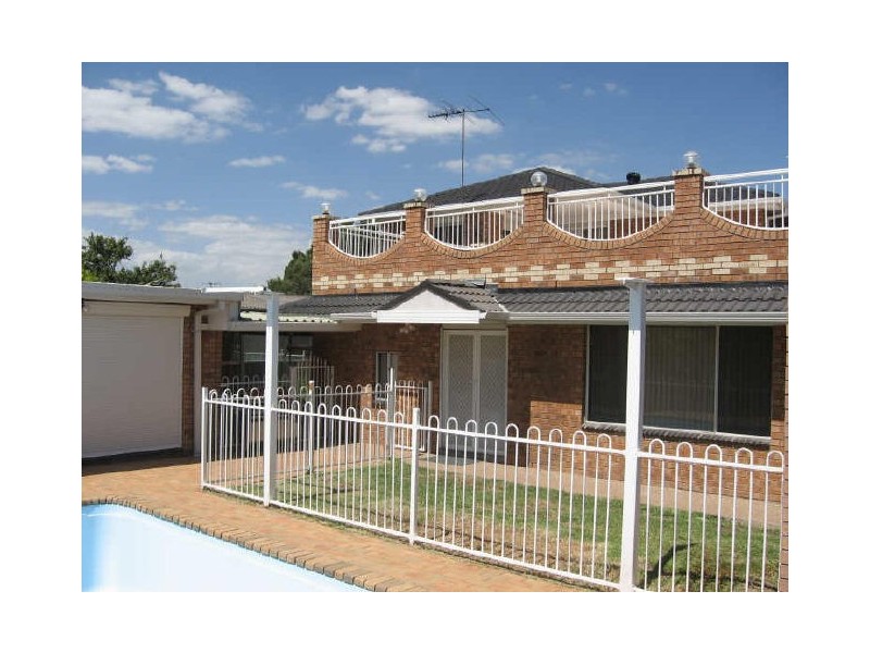 21 Greenvale Street, Fairfield West NSW 2165