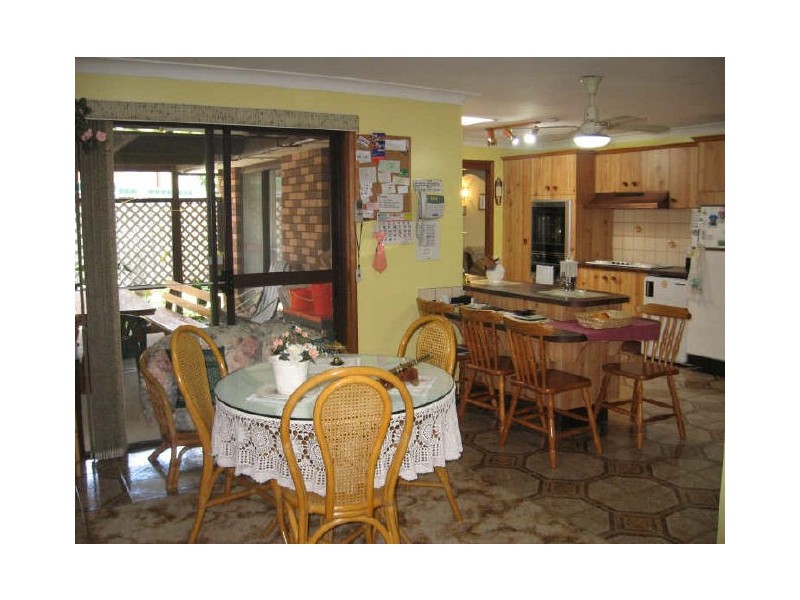 9 Corio Road, Prairiewood NSW 2176