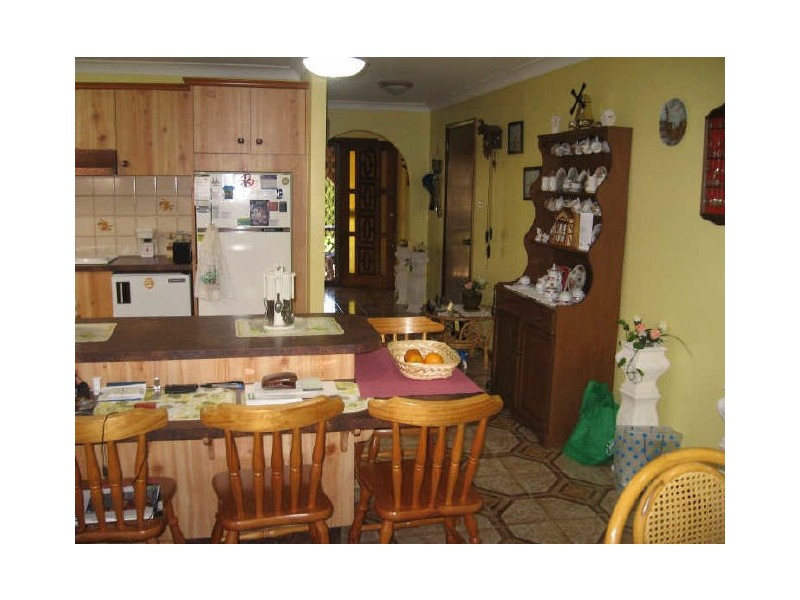 9 Corio Road, Prairiewood NSW 2176