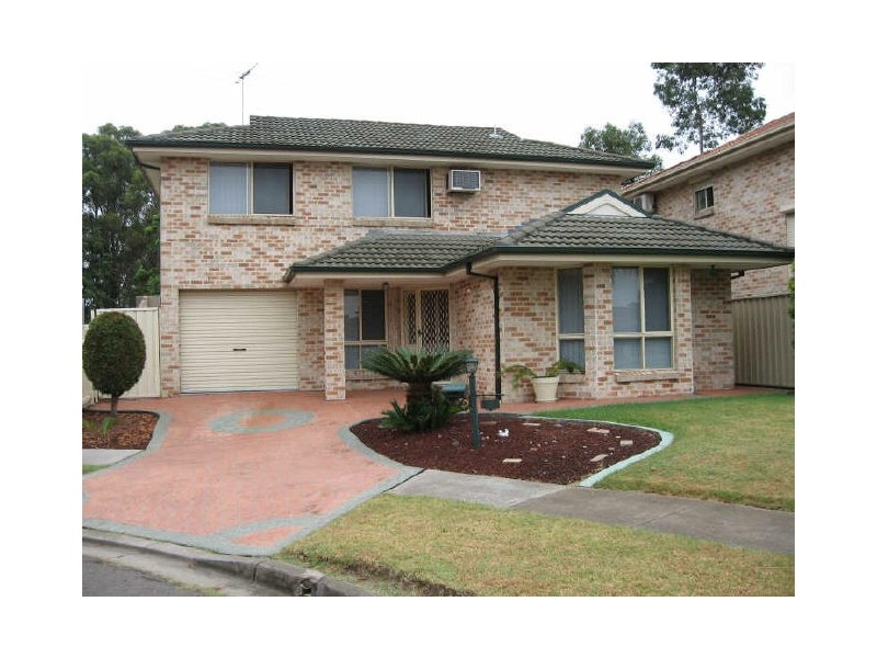 9 Lismore Close, Bossley Park NSW 2176