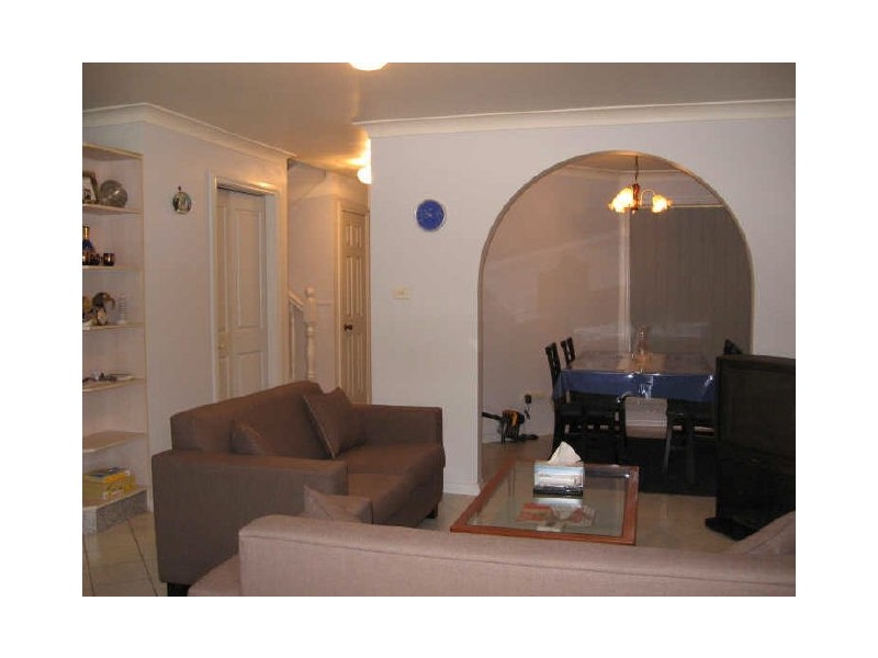 9 Lismore Close, Bossley Park NSW 2176