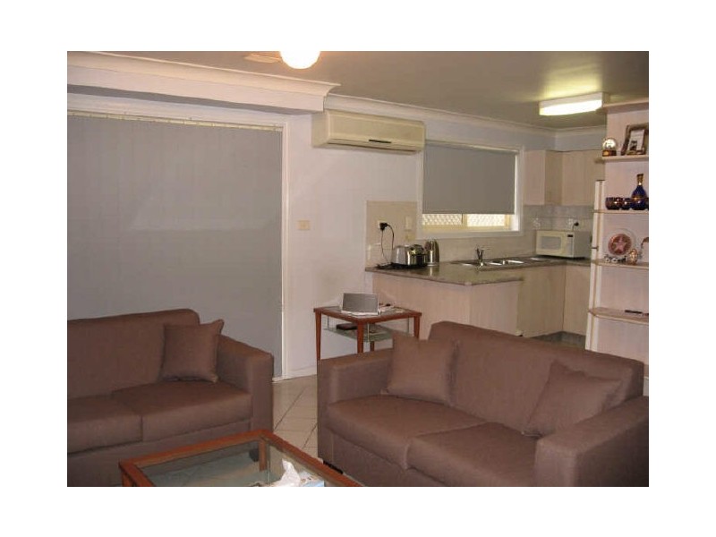 9 Lismore Close, Bossley Park NSW 2176