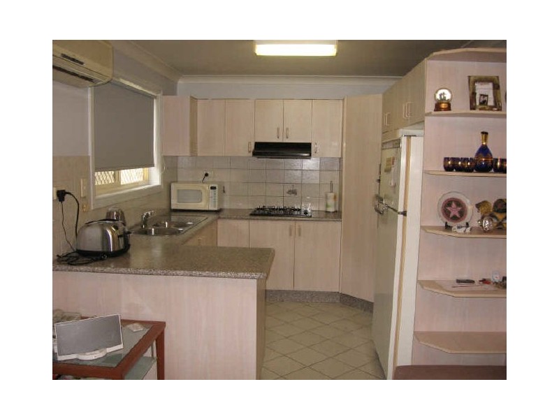 9 Lismore Close, Bossley Park NSW 2176