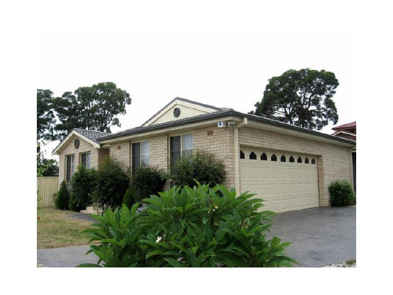 12a Lindsay Avenue, Smithfield NSW 2164